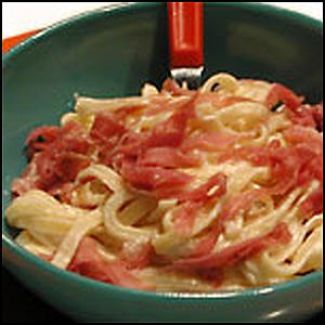 Fettucine Met Champignon - Tomatensaus